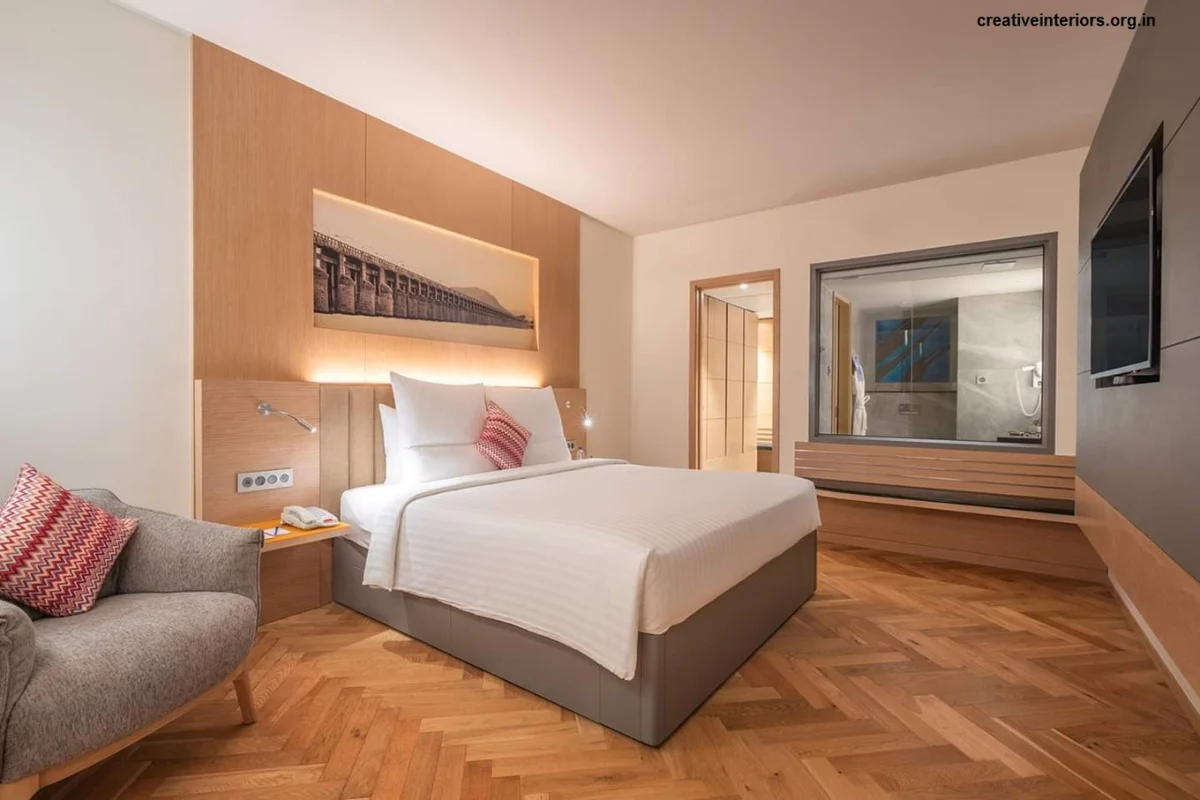 Guest rooms & suites